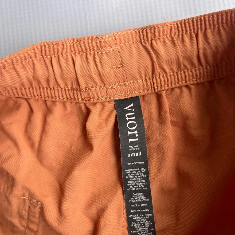 Vuori Womens Kore Short Burnt Orange Peach‎ Athletic Running Gym Shorts Size XS